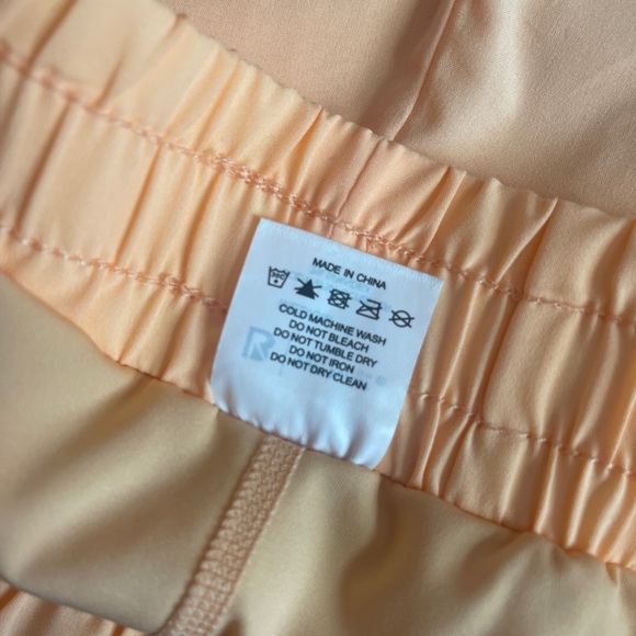Buffbunny Lifesaver Shorts Peach Rings Medium M​ - Picture 5 of 10